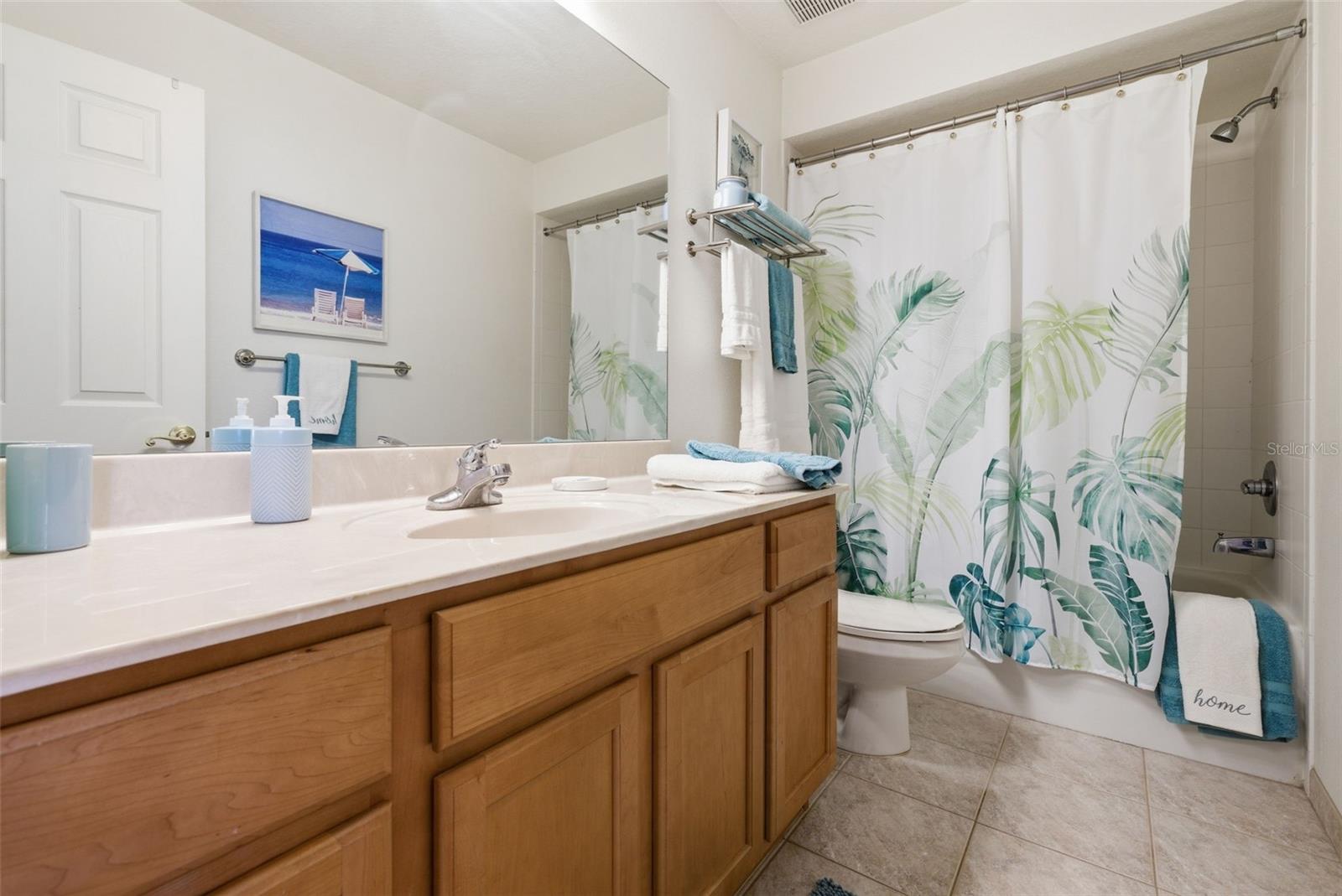 Image 26 of 38 For 3730 Gaviota Drive