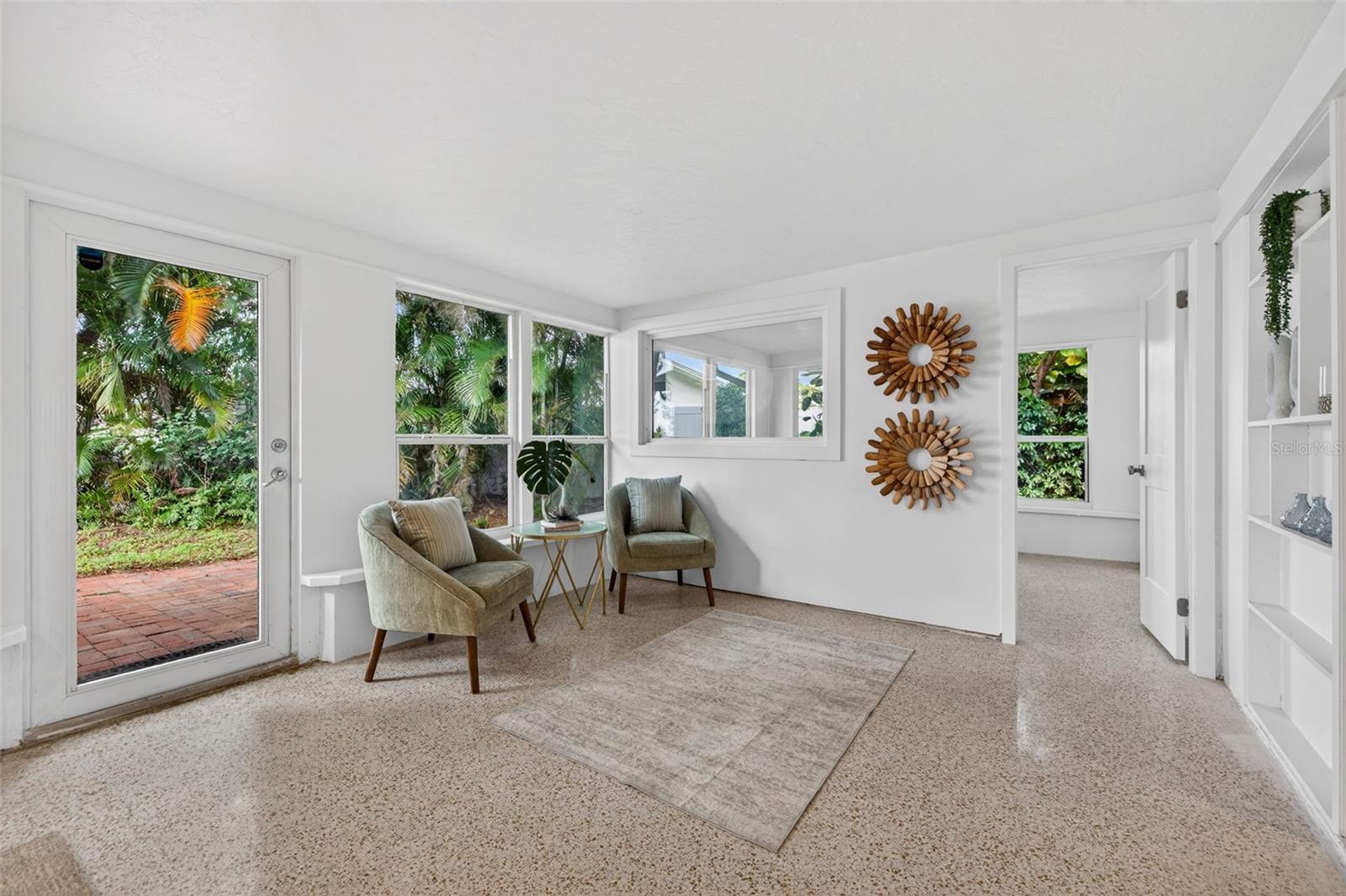 Image 14 of 41 For 5200 14th Street Ne