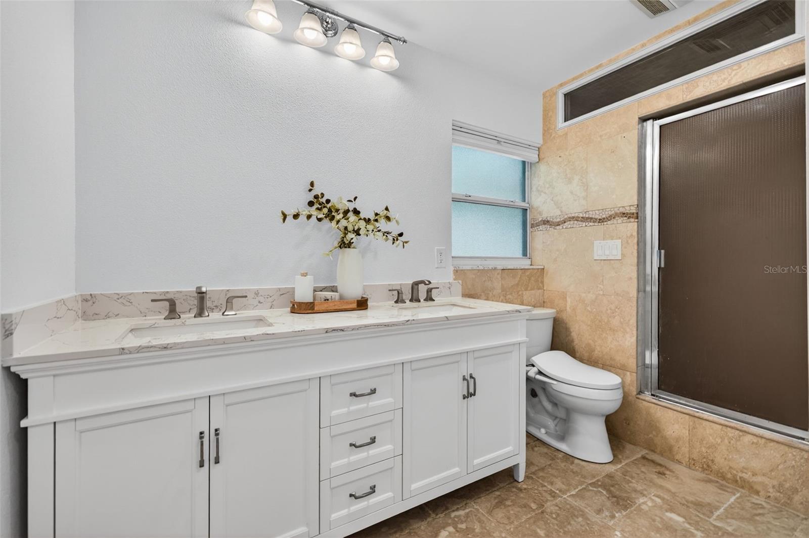 Image 22 of 41 For 5200 14th Street Ne