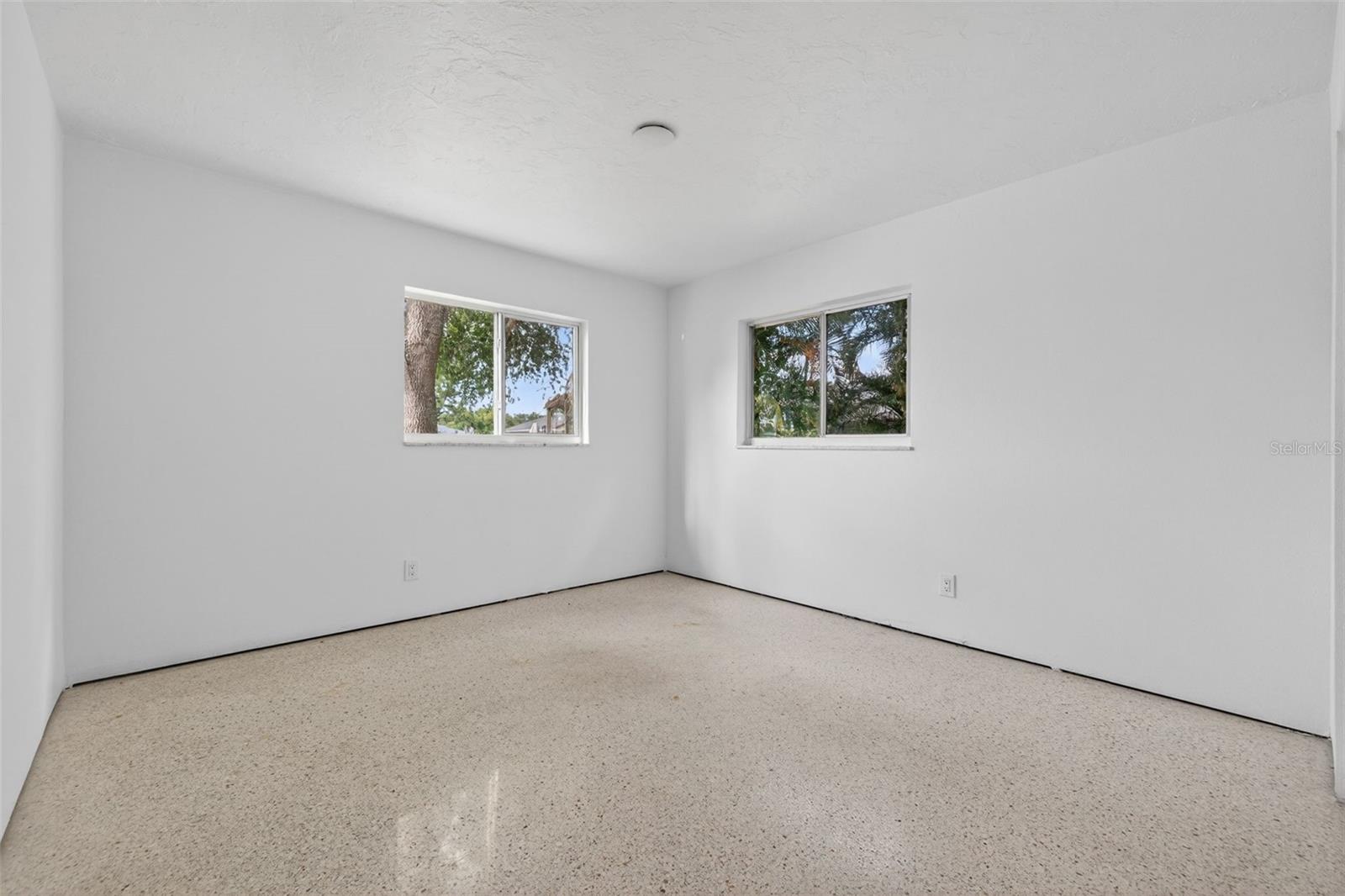 Image 24 of 41 For 5200 14th Street Ne