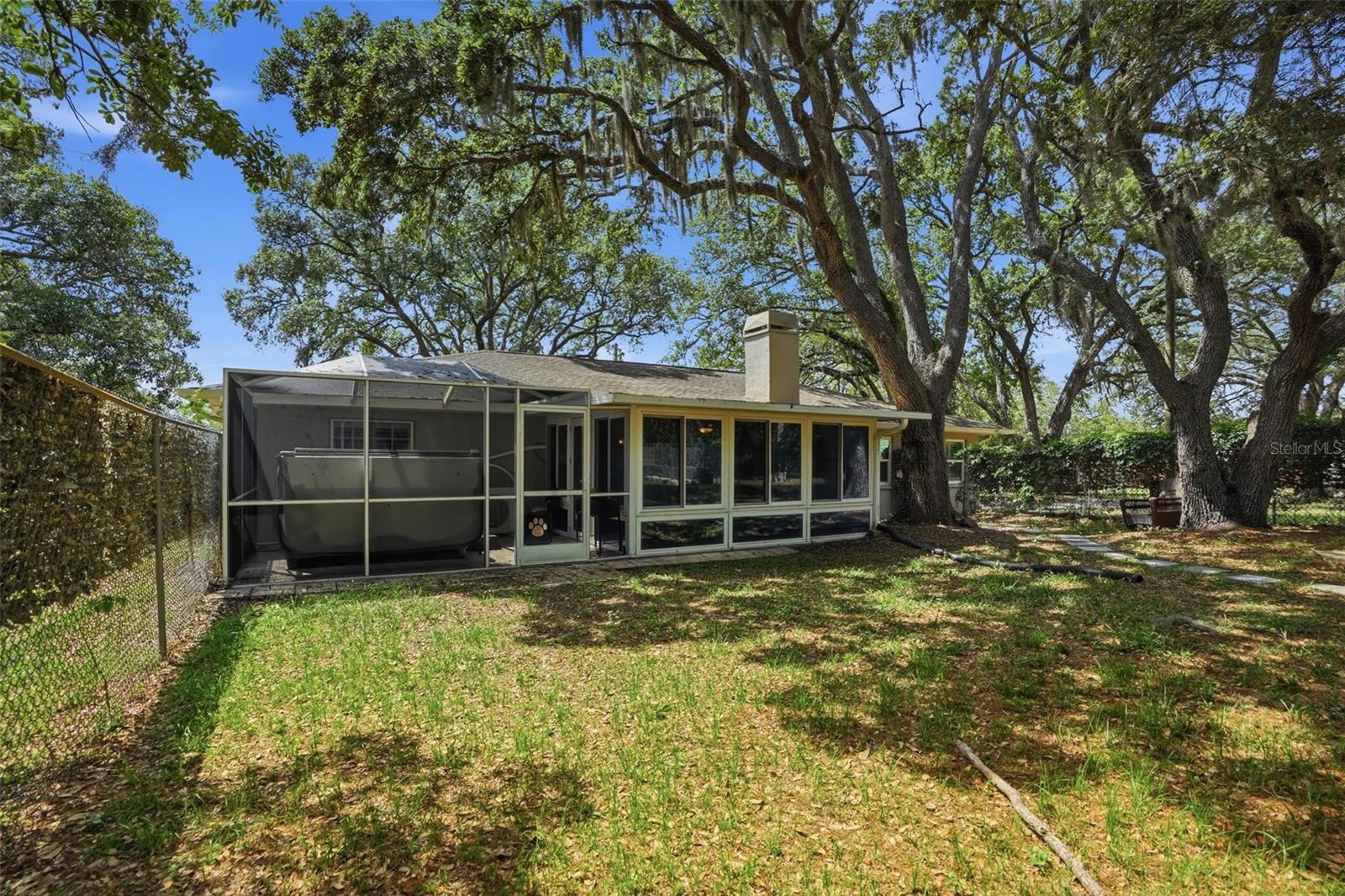 Image 33 of 88 For 15620 Hays Road