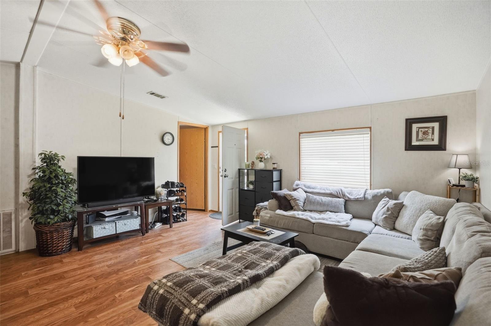 Image 40 of 88 For 15620 Hays Road