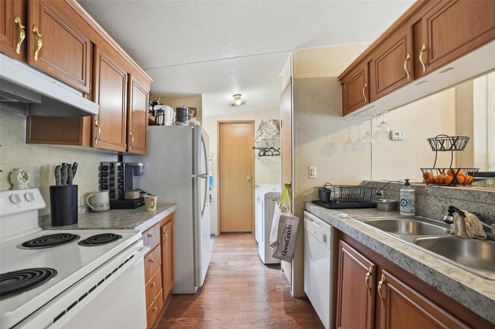 Image 41 of 88 For 15620 Hays Road