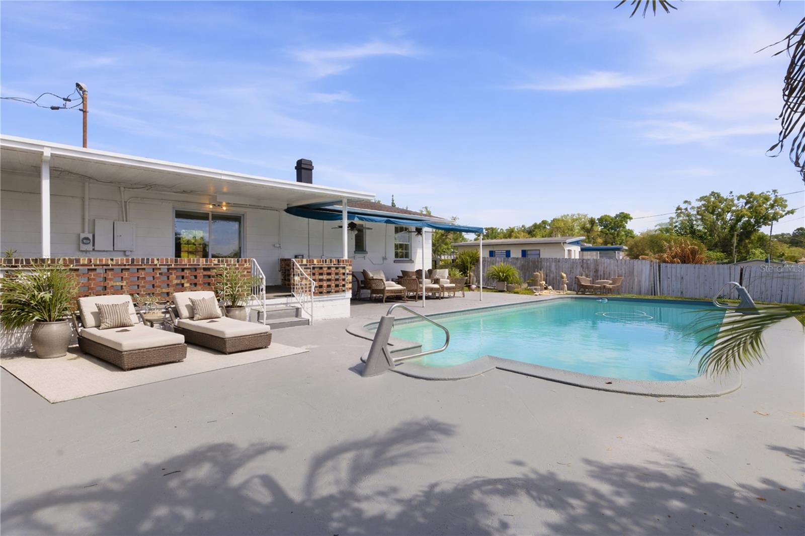 Image 7 of 19 For 113 Eastway Dr