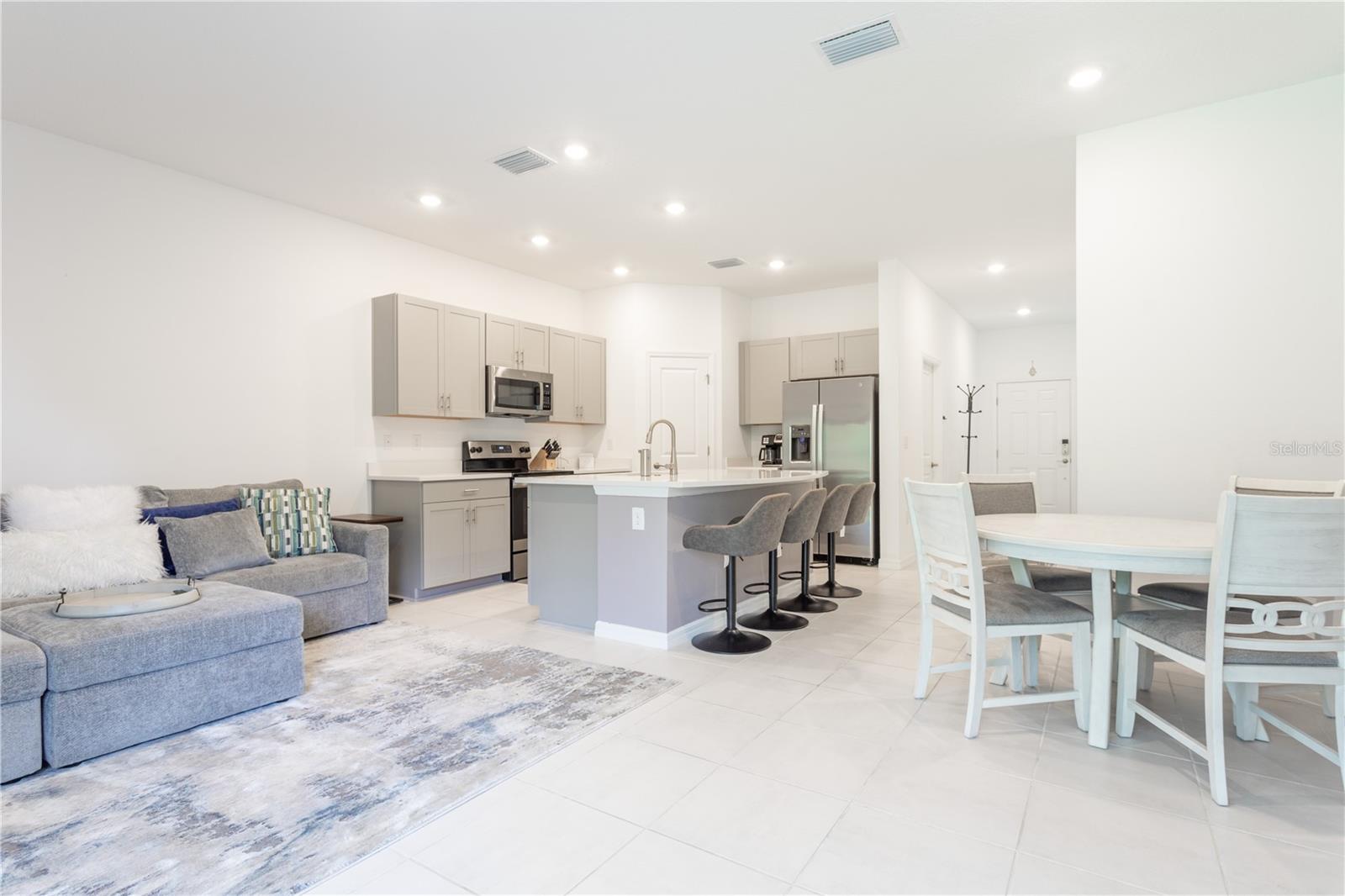 Image 20 of 86 For 8473 Lunar Skye Street