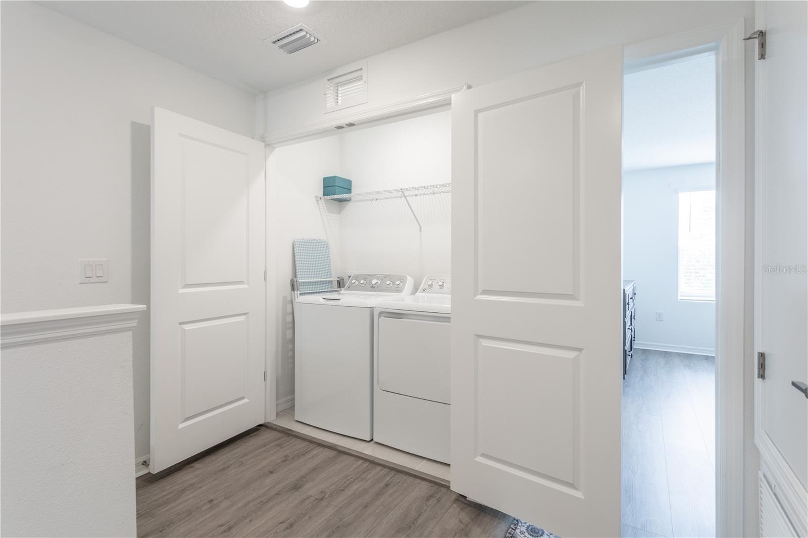 Image 33 of 86 For 8473 Lunar Skye Street