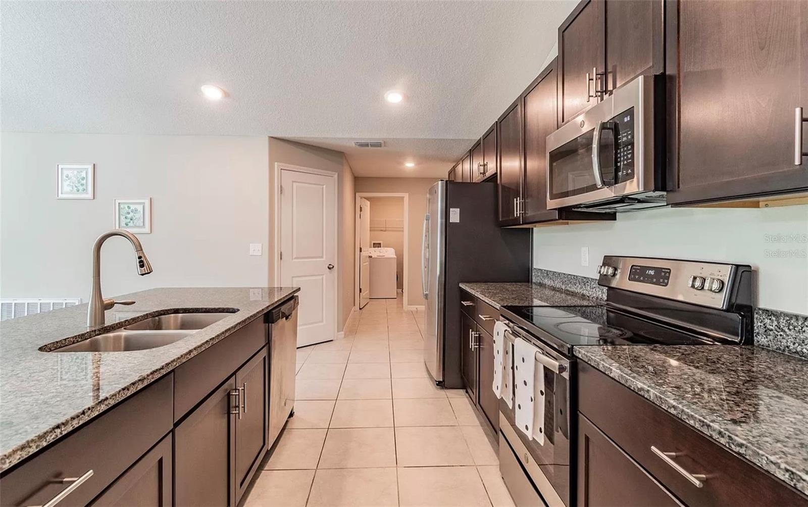 Image 6 of 24 For 10852 Sage Canyon Drive