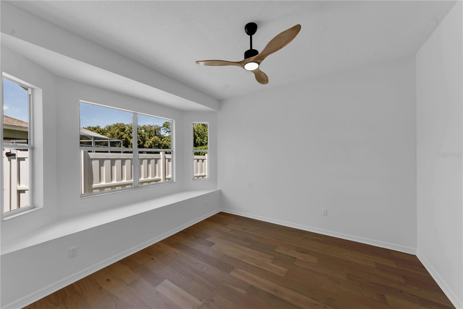 Image 36 of 54 For 5105 Lady Rose Court