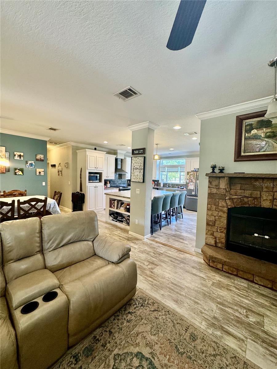 Image 21 of 70 For 6709 Cooper Crossing Court