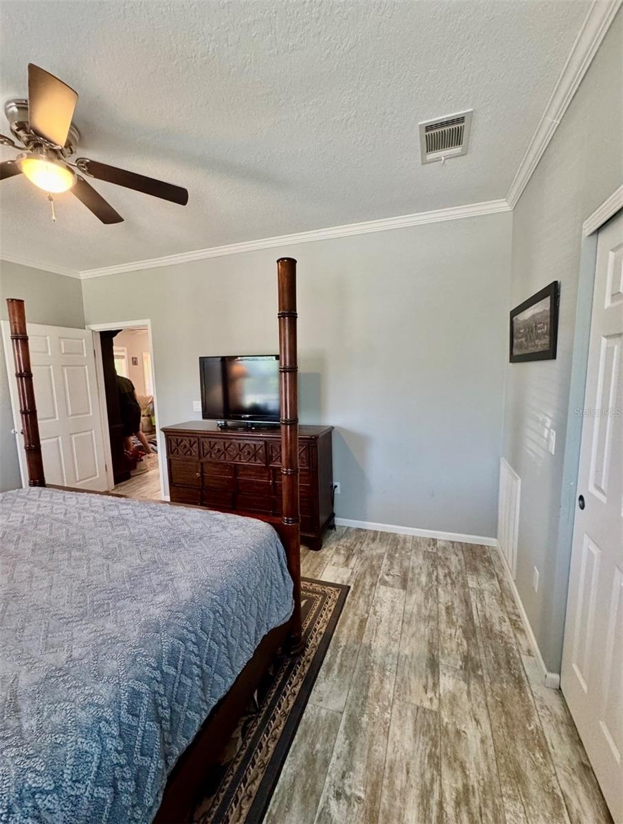 Image 28 of 70 For 6709 Cooper Crossing Court