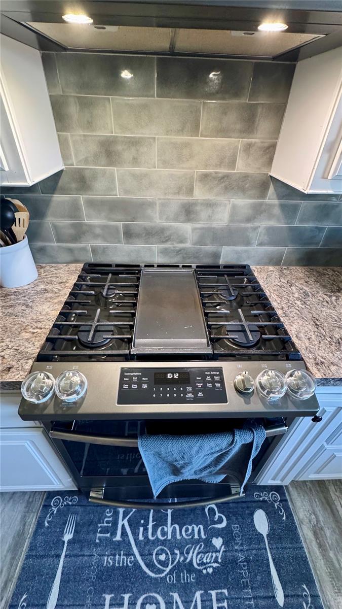 Image 9 of 70 For 6709 Cooper Crossing Court