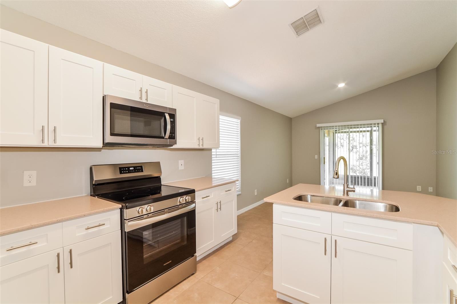 Image 11 of 30 For 1073 Sheeler Hills Drive