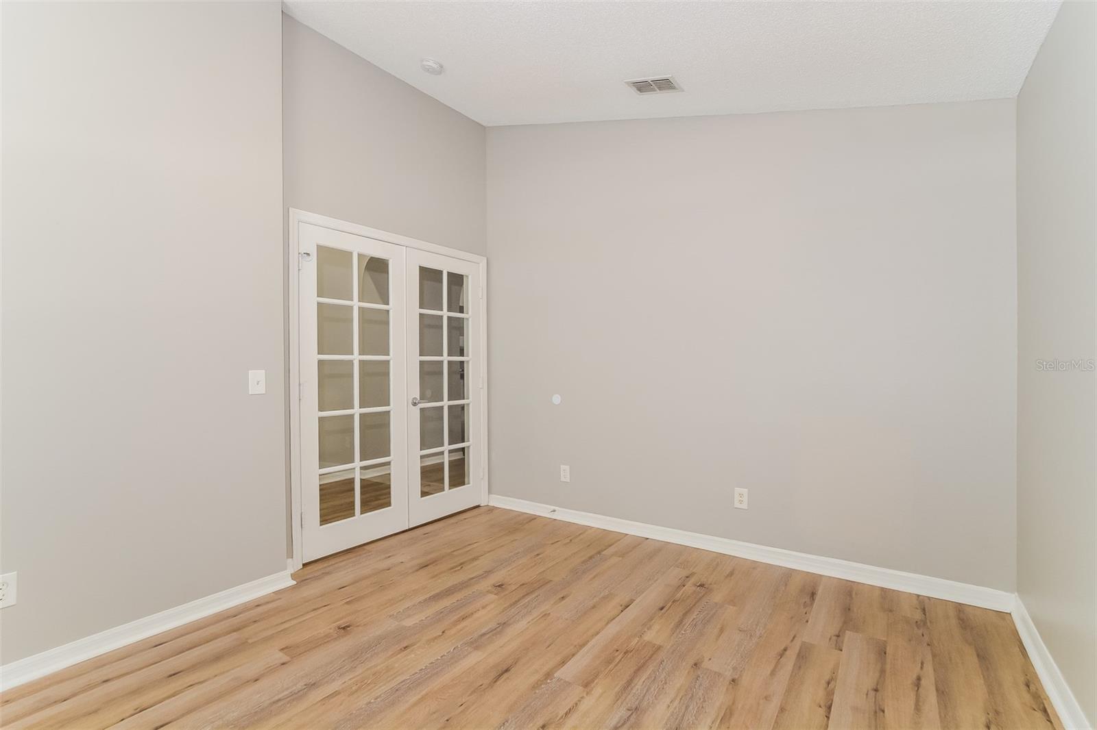 Image 12 of 30 For 1073 Sheeler Hills Drive