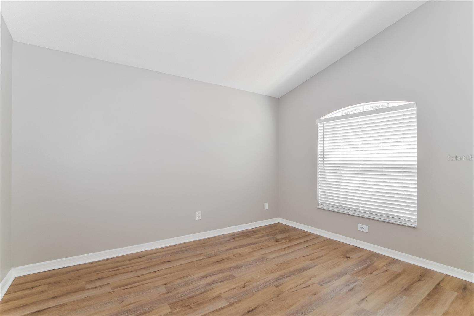 Image 24 of 30 For 1073 Sheeler Hills Drive