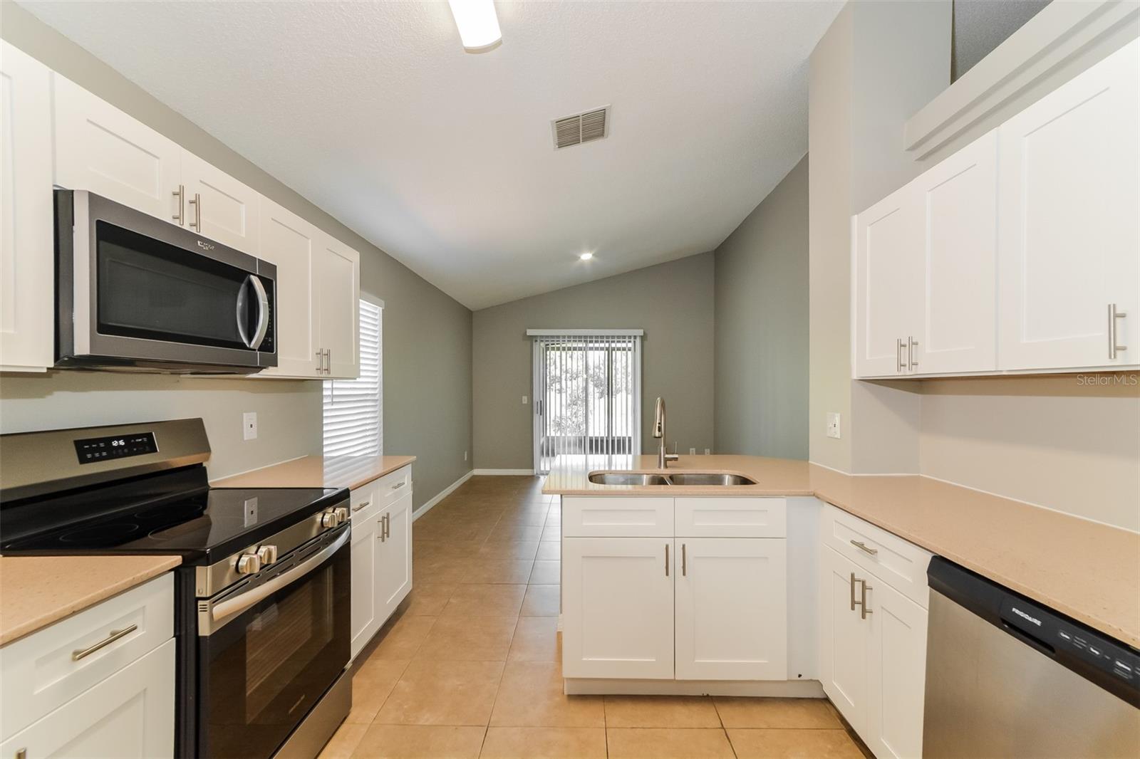 Image 9 of 30 For 1073 Sheeler Hills Drive