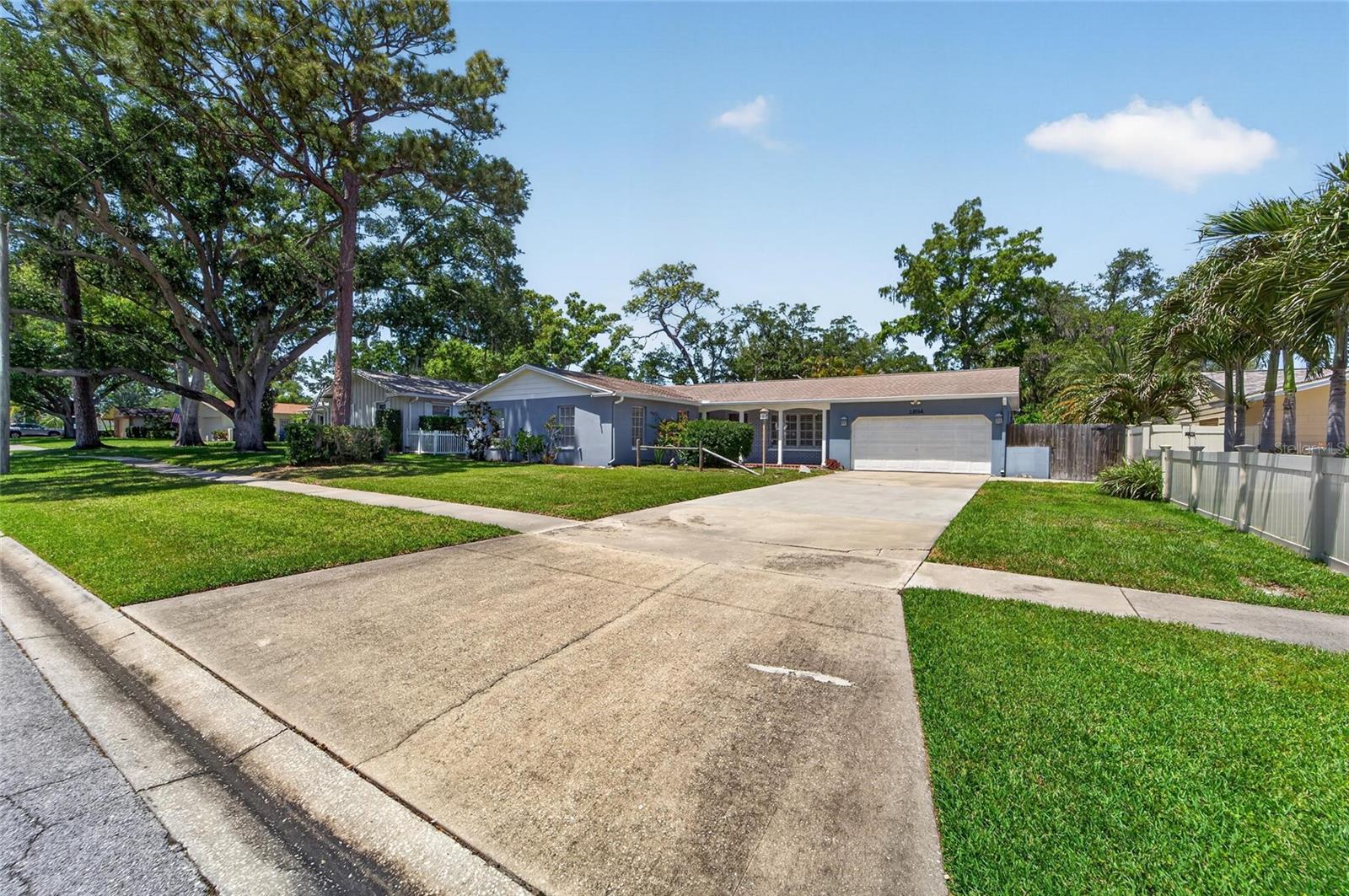 Image 13 of 81 For 1894 Oakdale Lane N