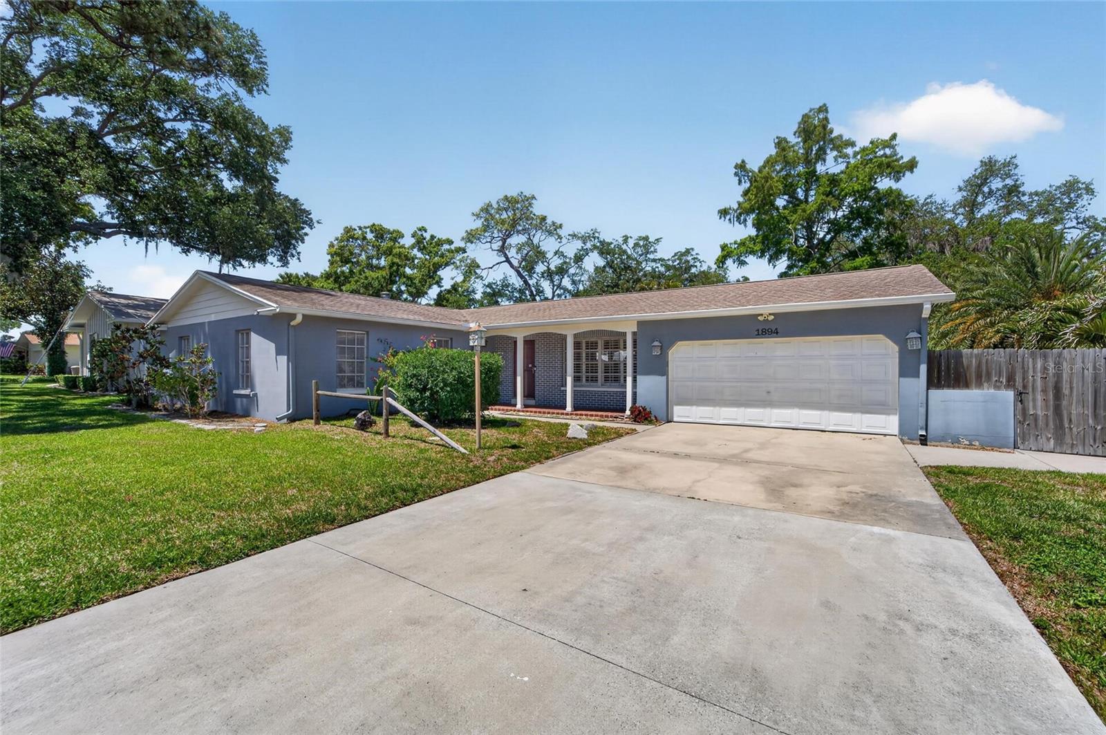 Image 14 of 81 For 1894 Oakdale Lane N