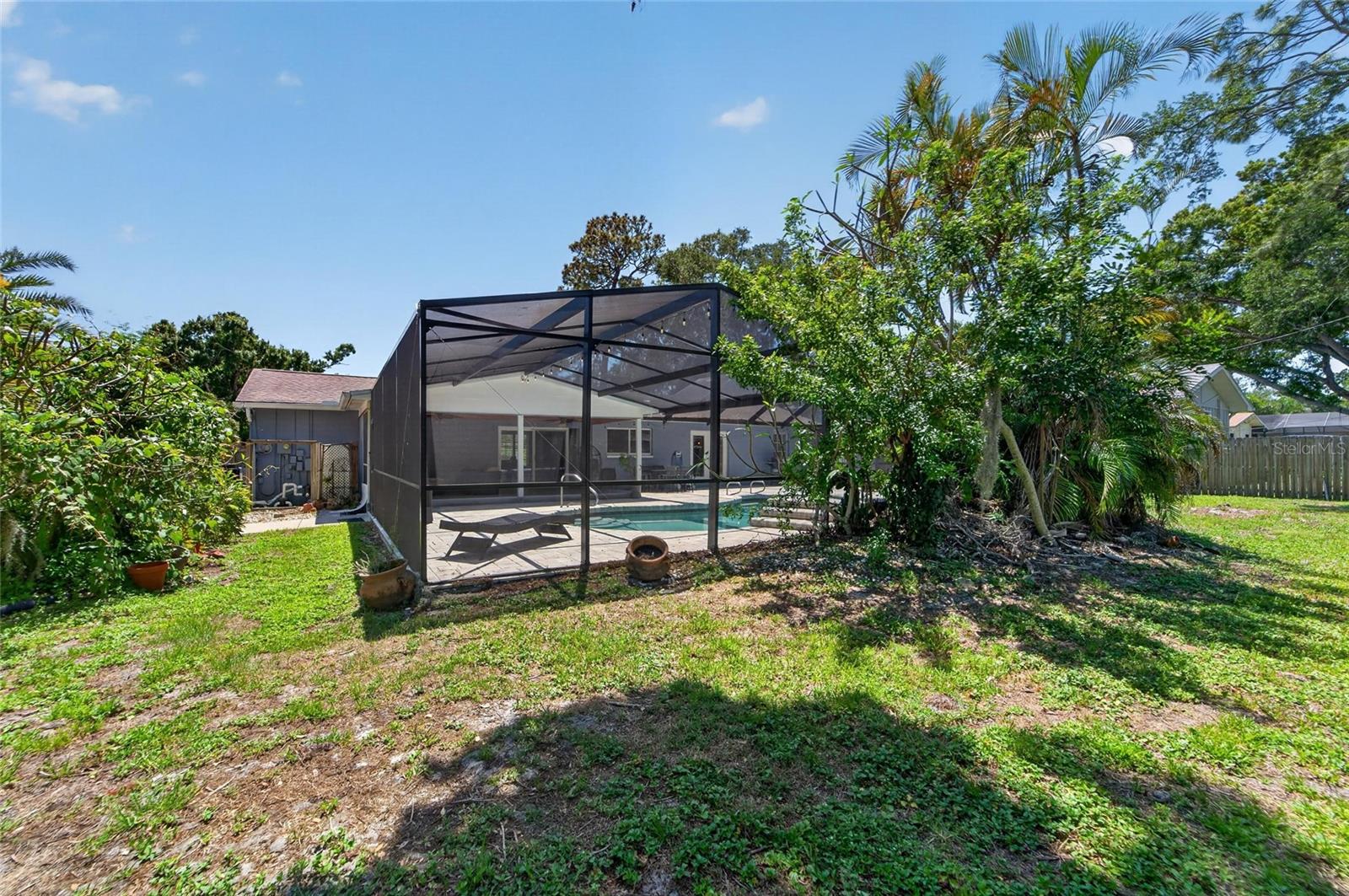 Image 23 of 81 For 1894 Oakdale Lane N