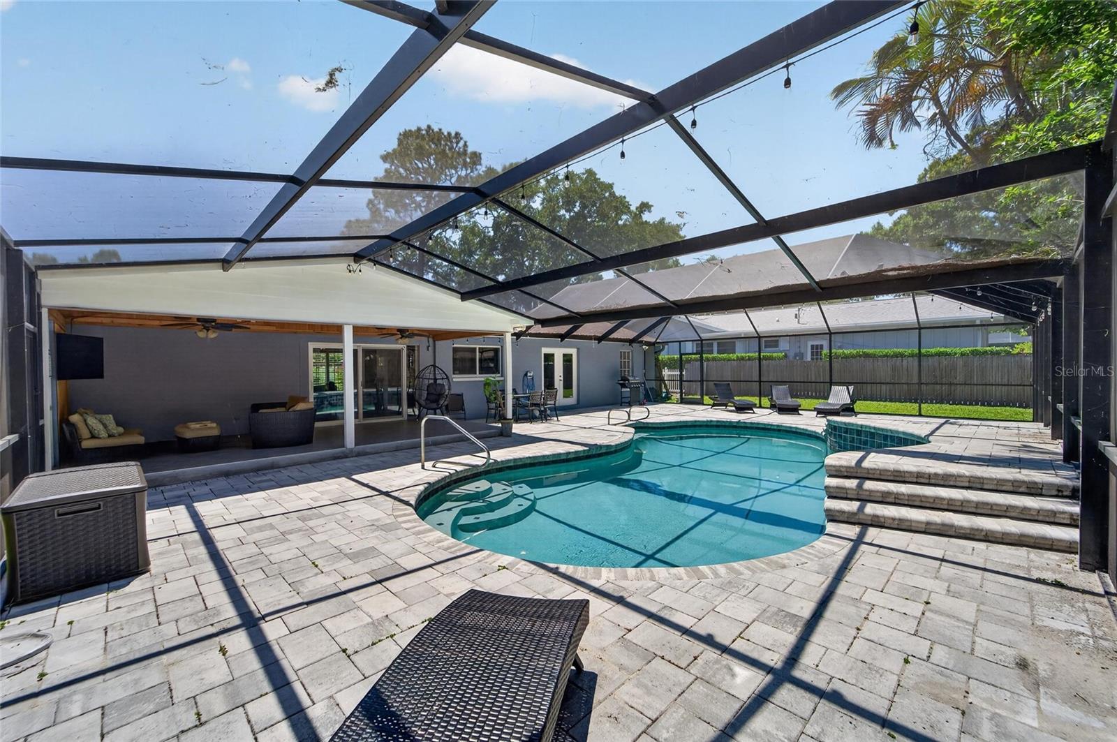 Image 28 of 81 For 1894 Oakdale Lane N