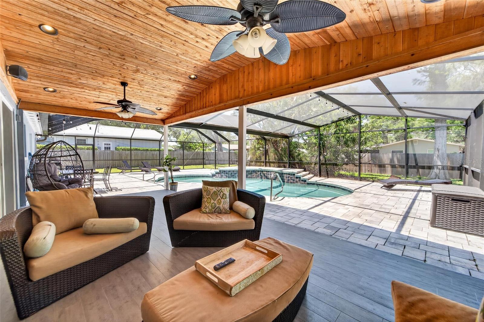 Image 36 of 81 For 1894 Oakdale Lane N