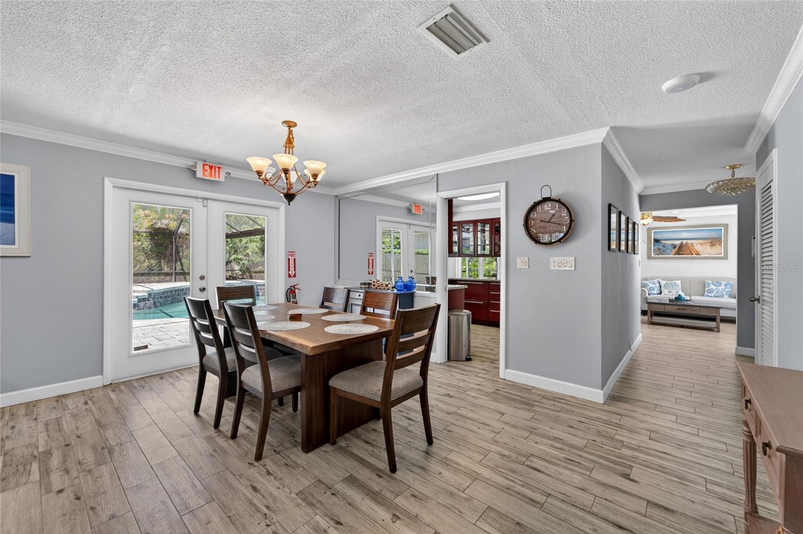 Image 56 of 81 For 1894 Oakdale Lane N