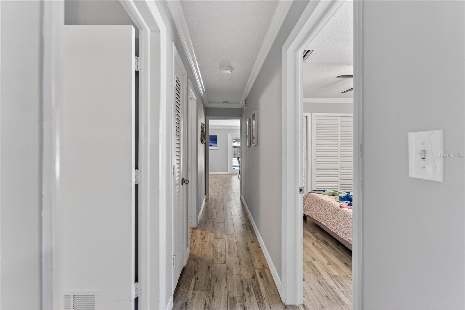 Image 64 of 81 For 1894 Oakdale Lane N