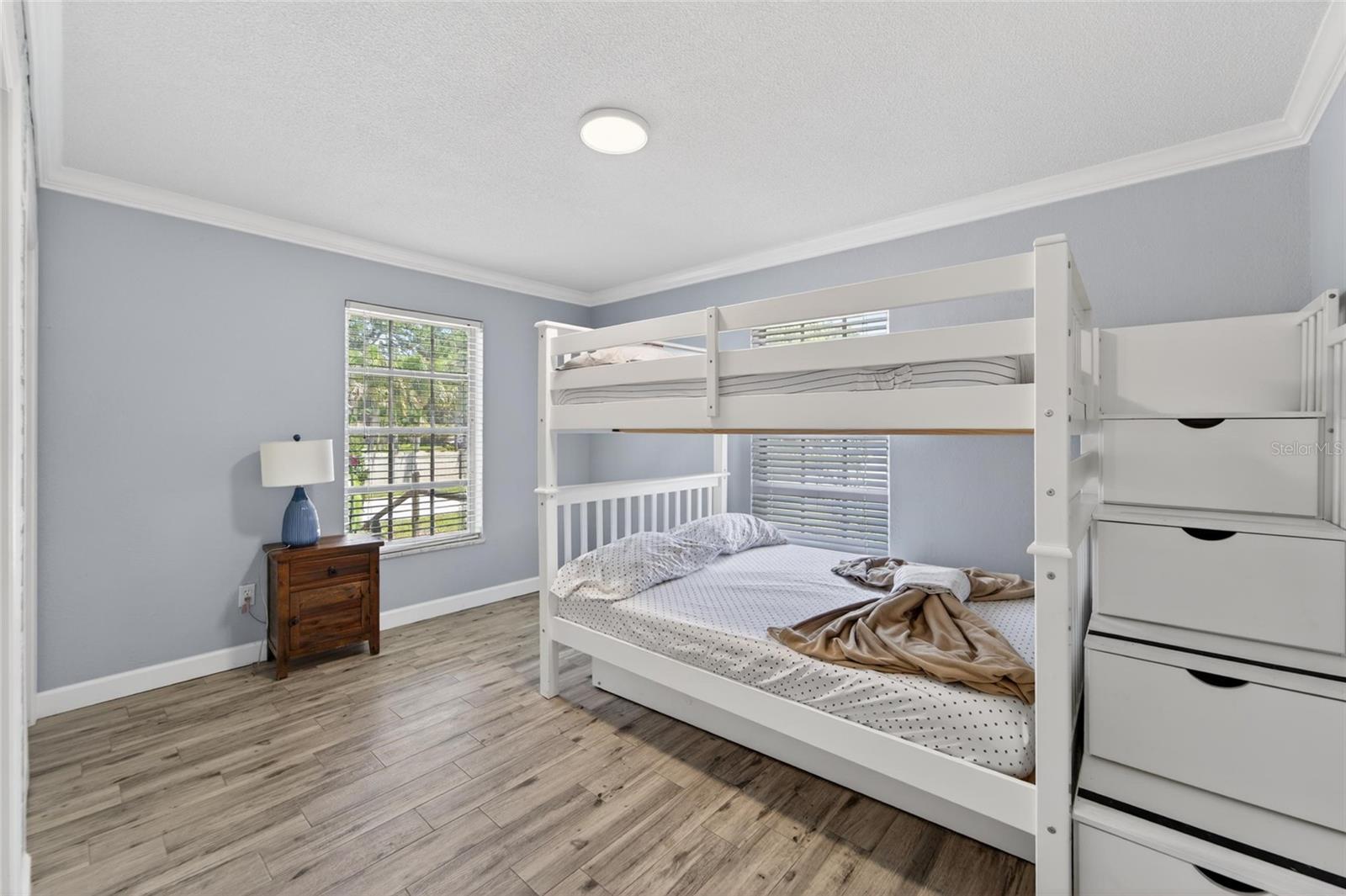 Image 68 of 81 For 1894 Oakdale Lane N