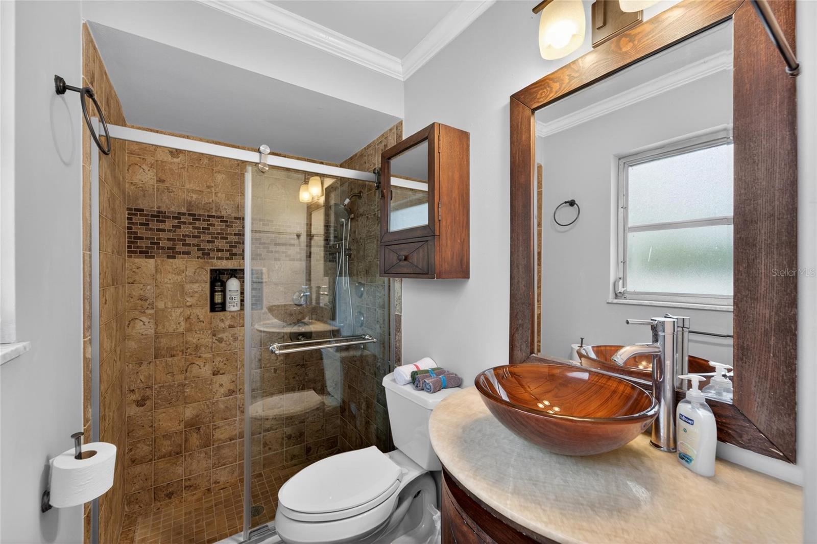 Image 74 of 81 For 1894 Oakdale Lane N