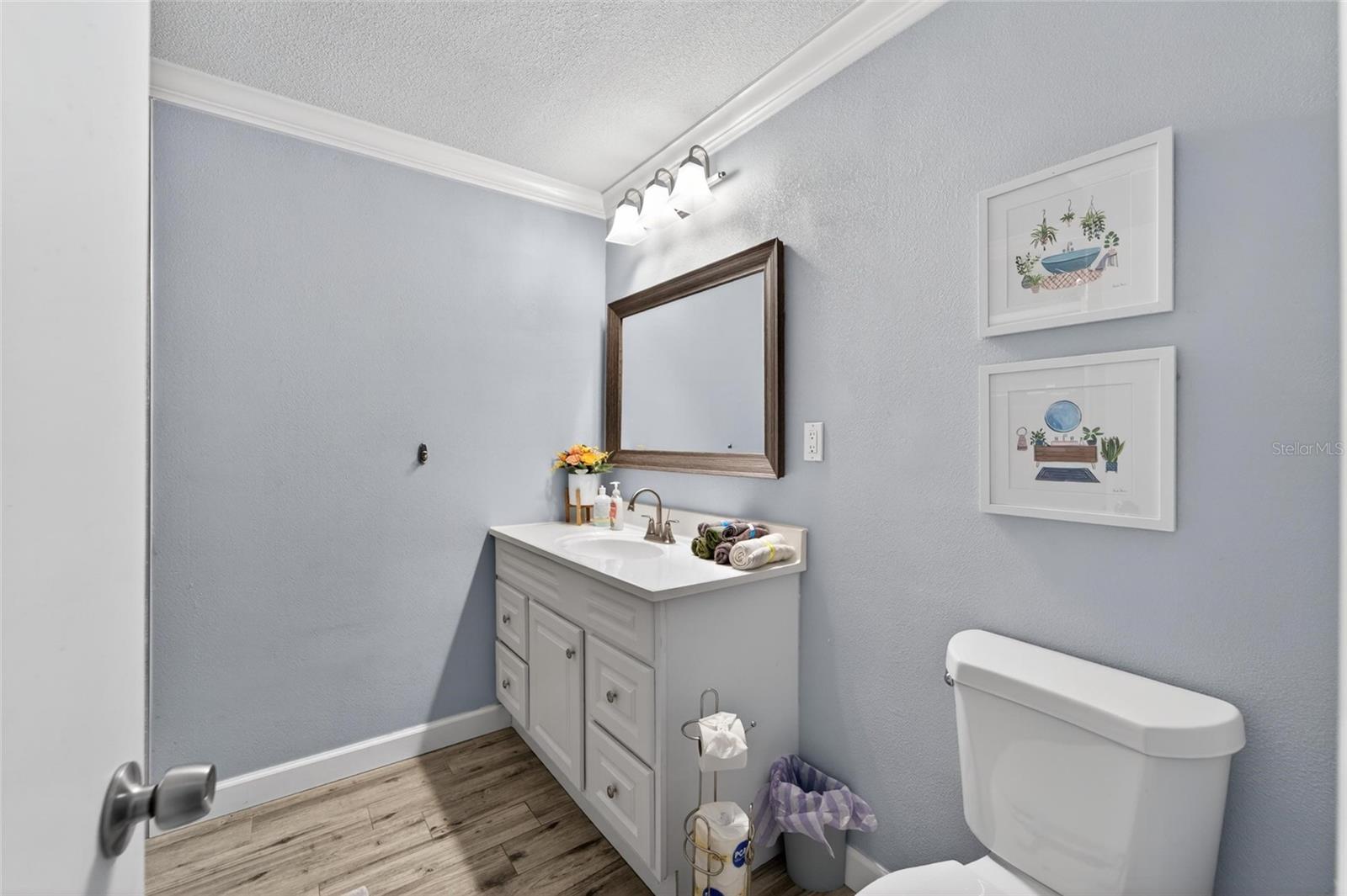 Image 77 of 81 For 1894 Oakdale Lane N