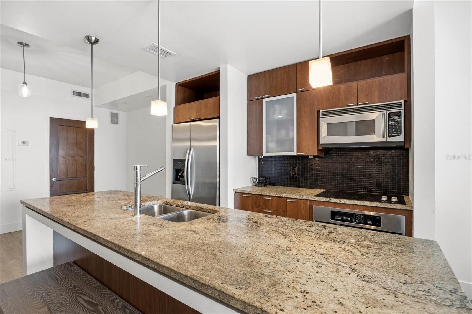 Image 18 of 45 For 111 12th Street 1707