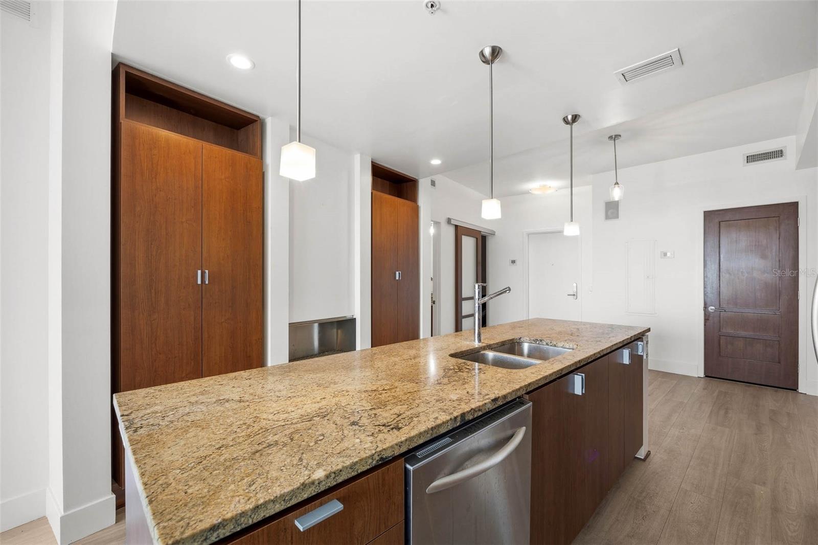 Image 19 of 45 For 111 12th Street 1707