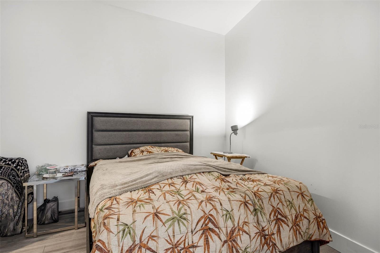 Image 28 of 45 For 111 12th Street 1707