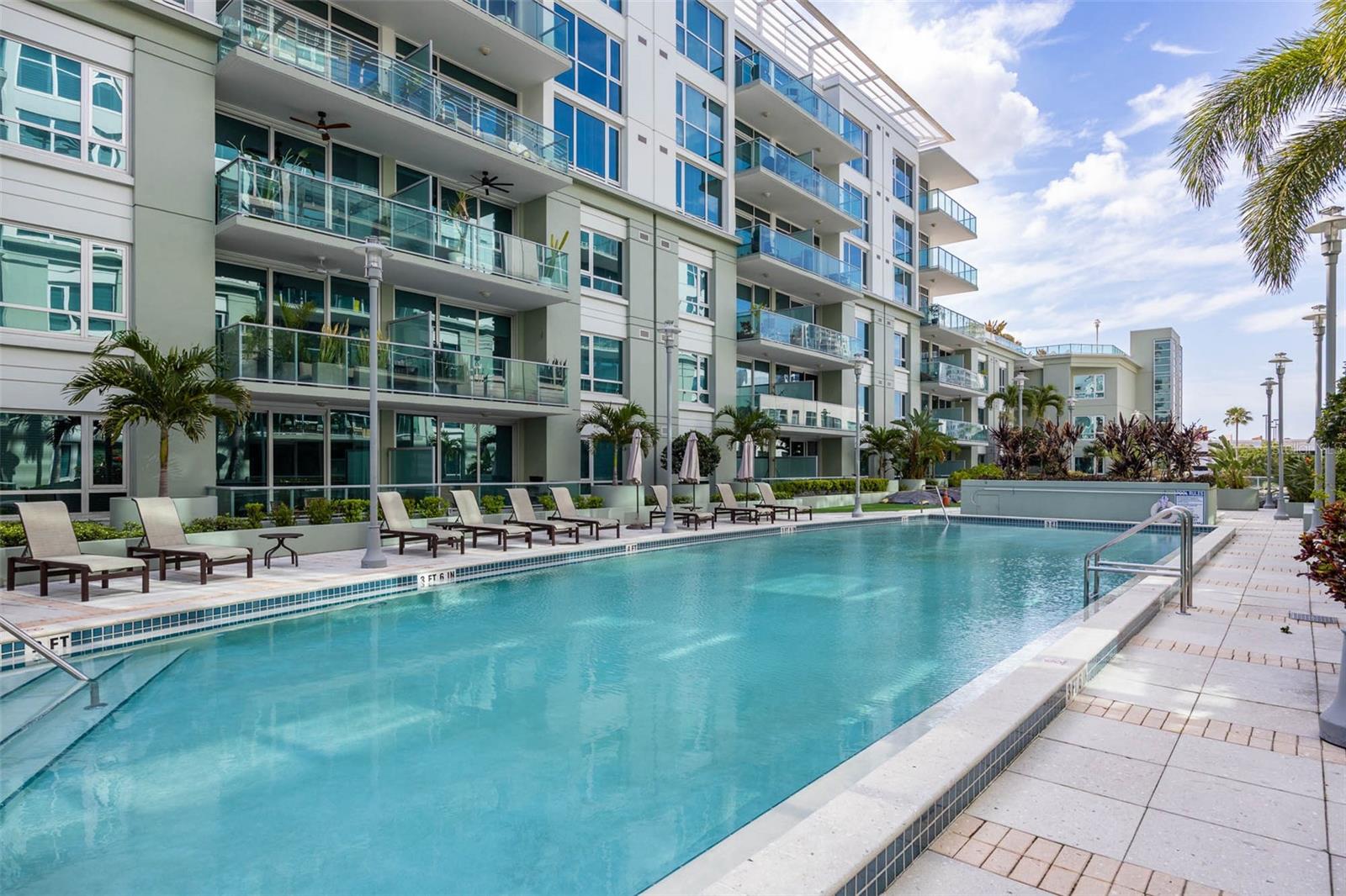 Image 32 of 45 For 111 12th Street 1707