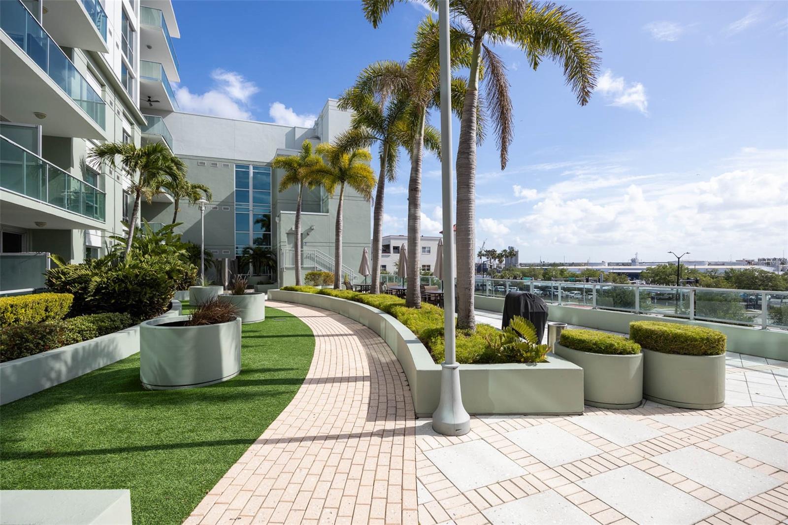 Image 36 of 45 For 111 12th Street 1707