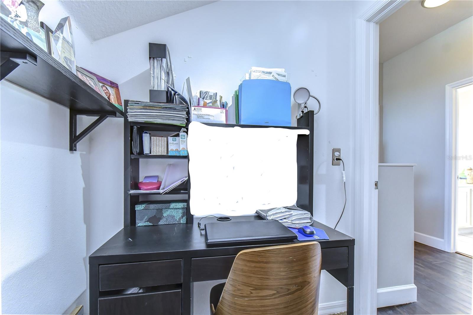 Image 27 of 50 For 8507 Sandpiper Ridge Avenue