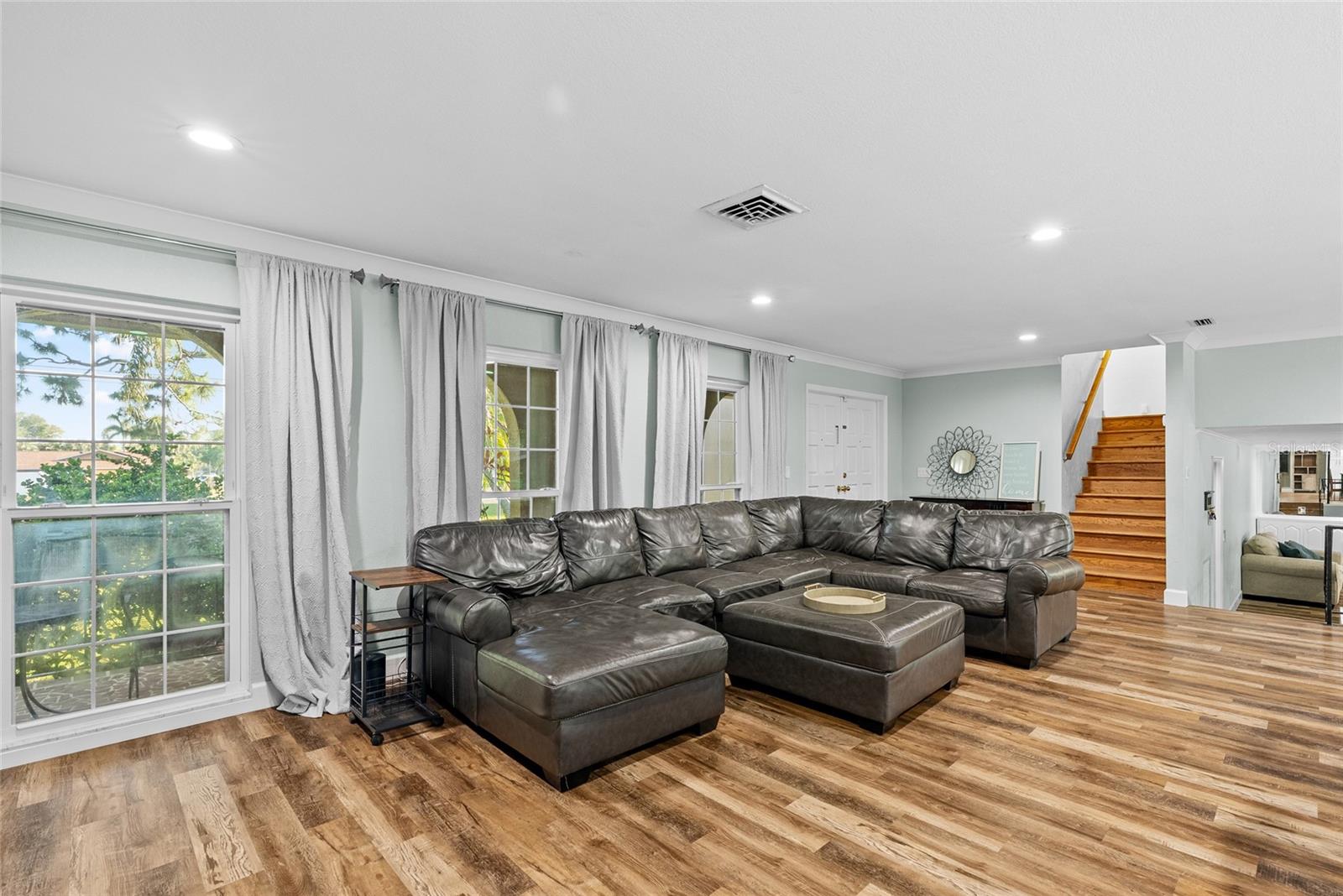 Image 13 of 71 For 13355 Park Boulevard