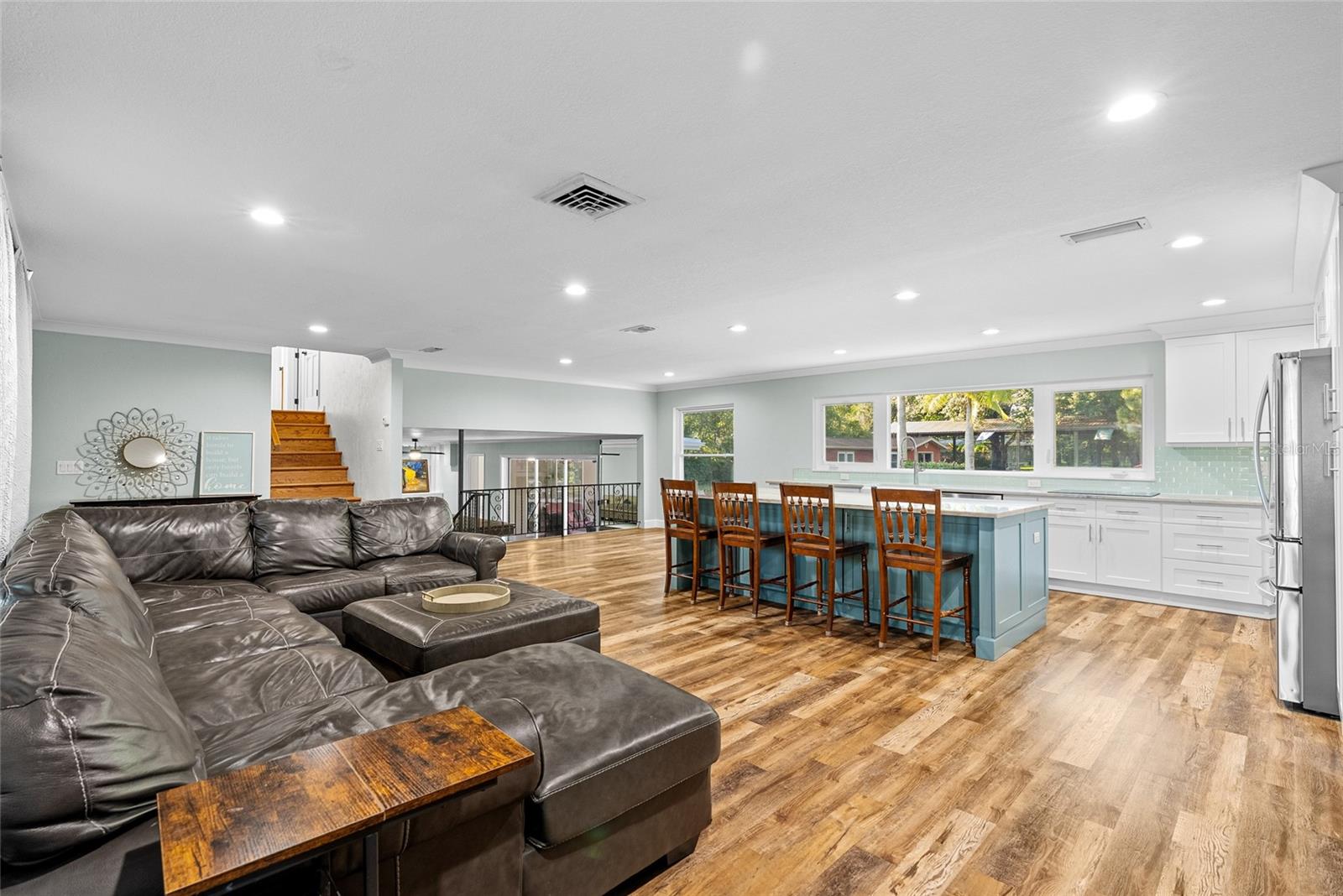 Image 14 of 71 For 13355 Park Boulevard