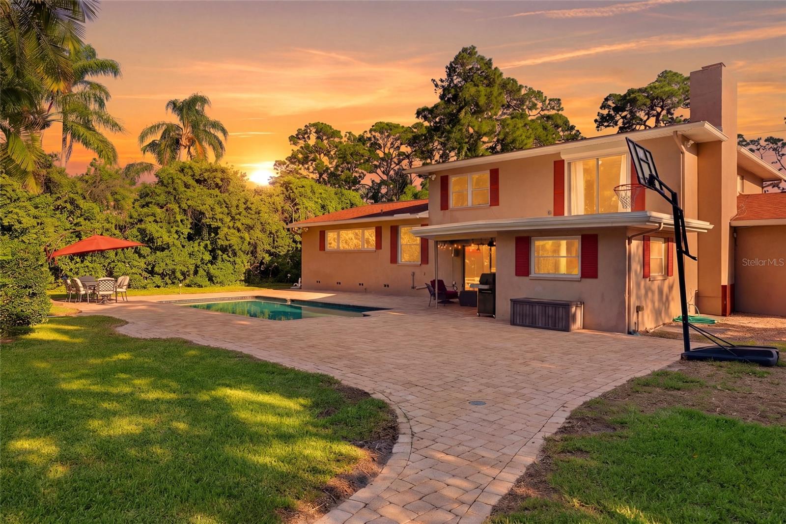 Image 60 of 71 For 13355 Park Boulevard