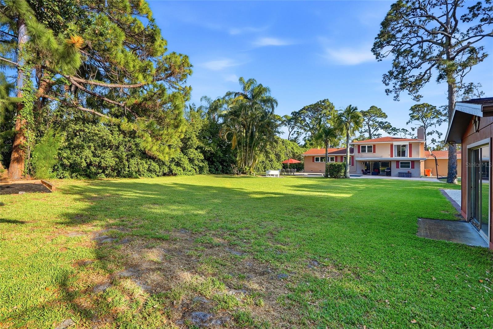 Image 64 of 71 For 13355 Park Boulevard