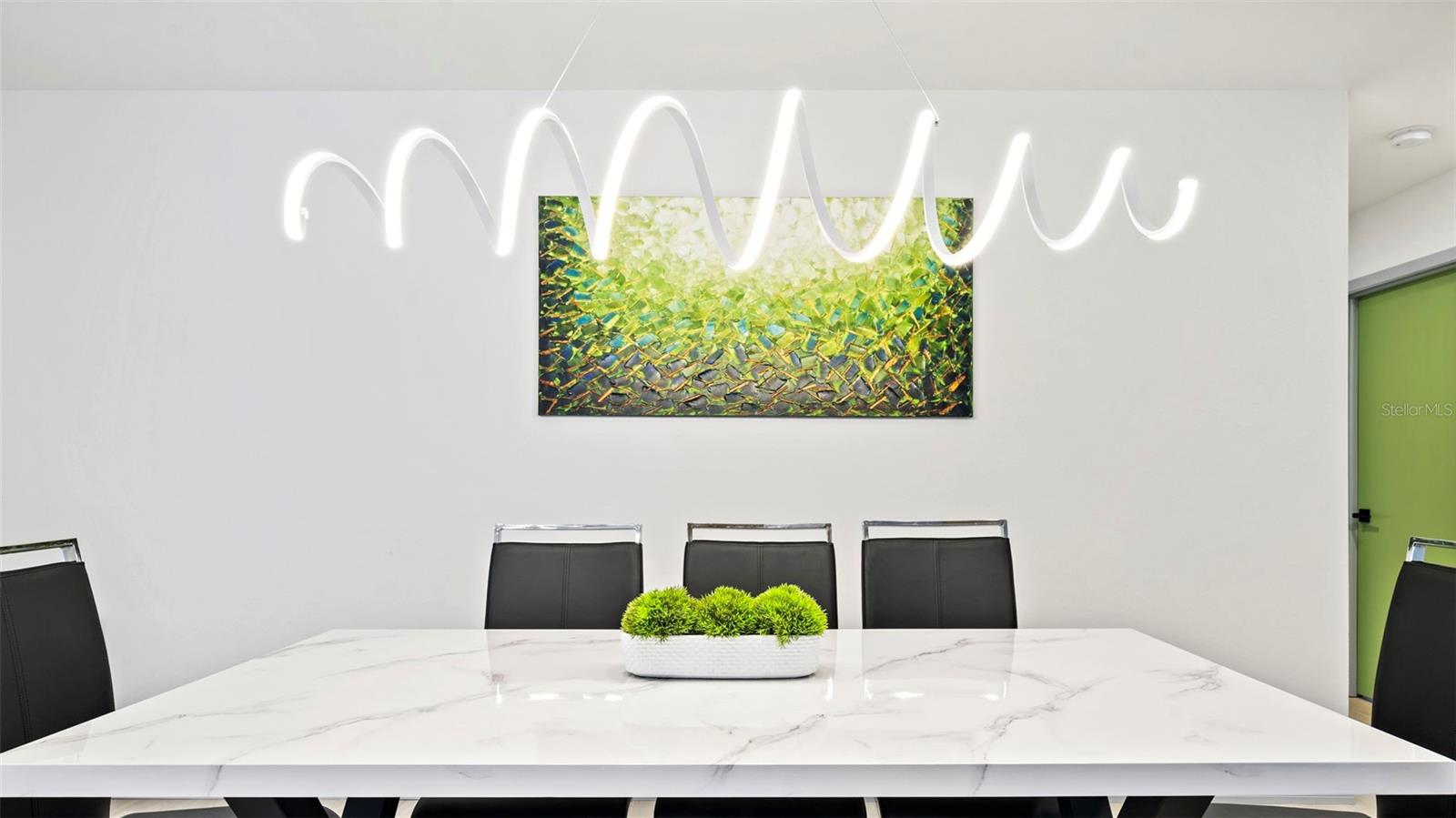 Image 13 of 34 For 11123 117th Way