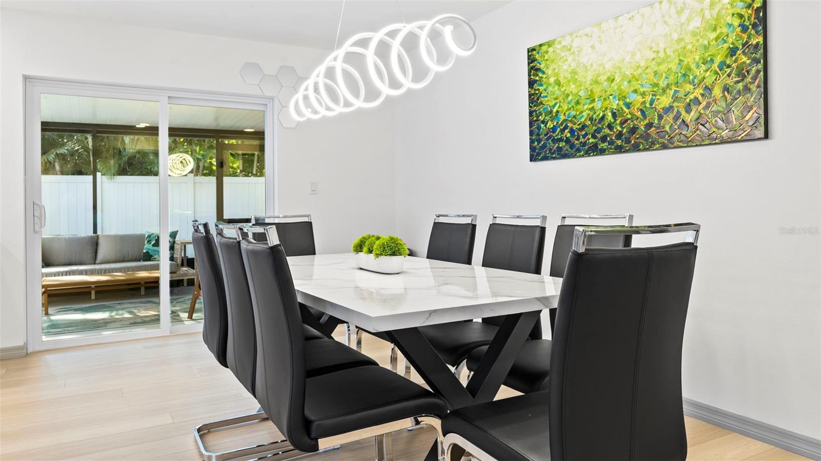 Image 14 of 34 For 11123 117th Way