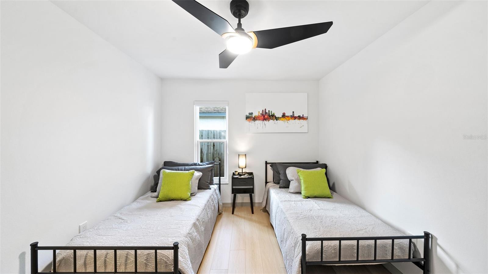 Image 25 of 34 For 11123 117th Way