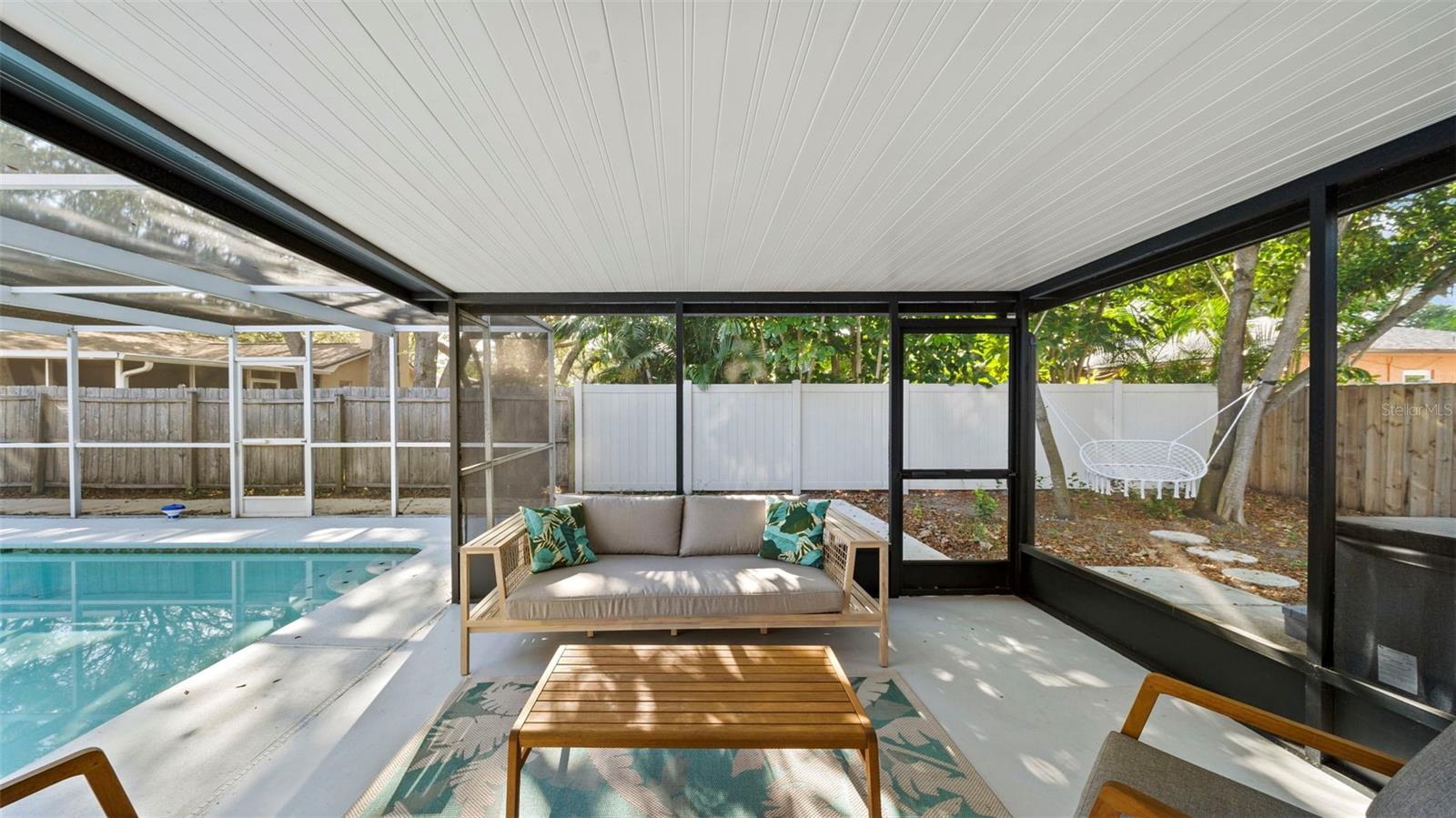 Image 3 of 34 For 11123 117th Way