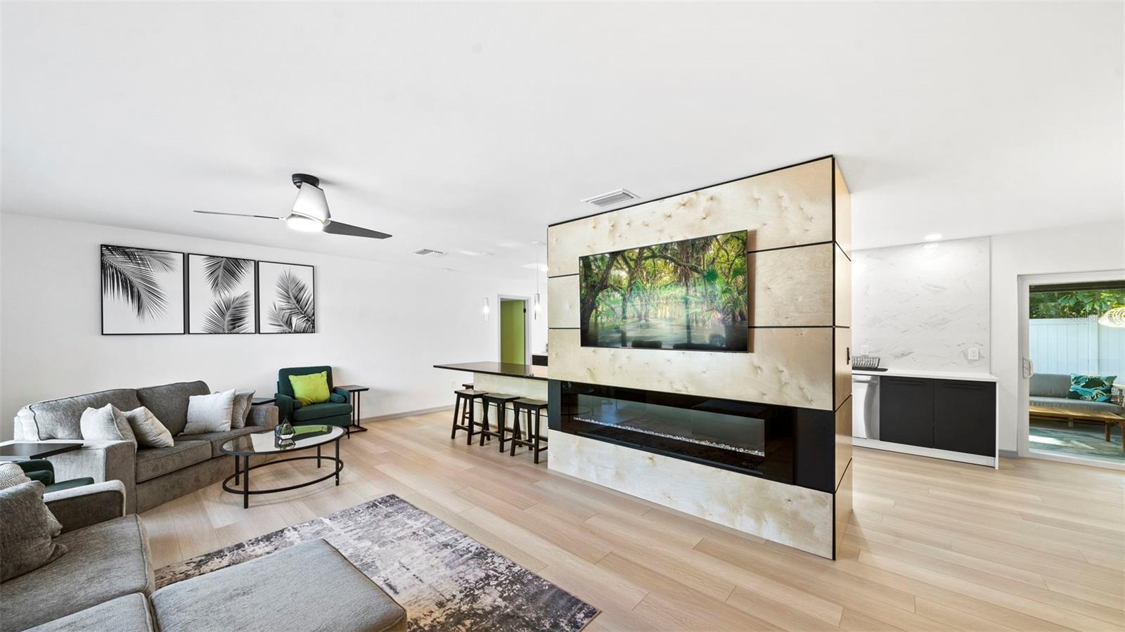 Image 4 of 34 For 11123 117th Way