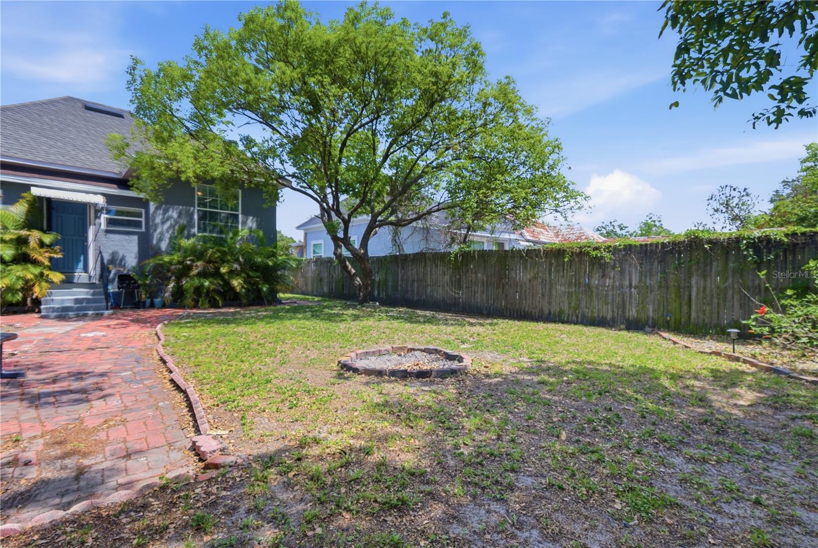 Image 24 of 25 For 2318 Cordelia Street