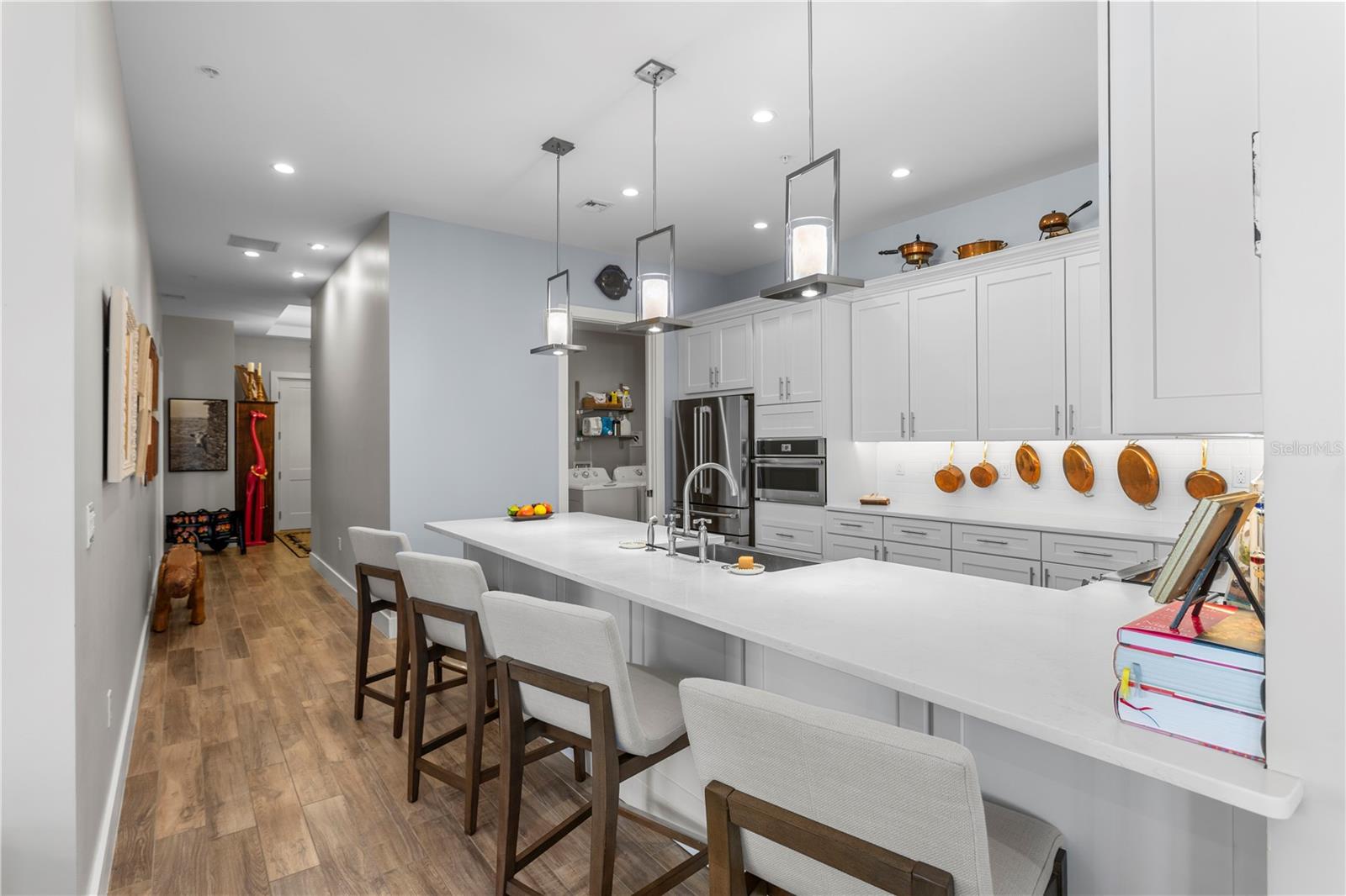 Image 11 of 65 For 91 Davis Boulevard 303