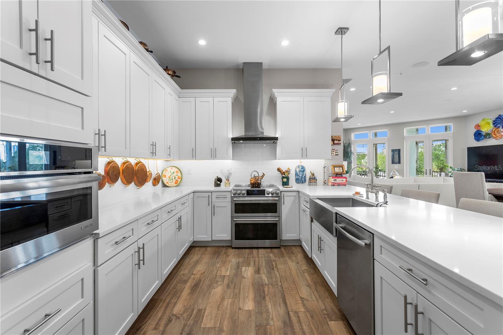 Image 13 of 65 For 91 Davis Boulevard 303