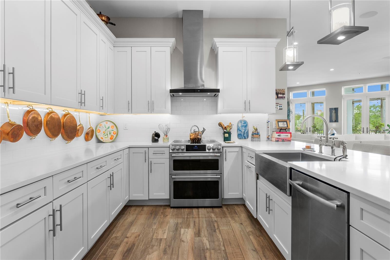 Image 14 of 65 For 91 Davis Boulevard 303