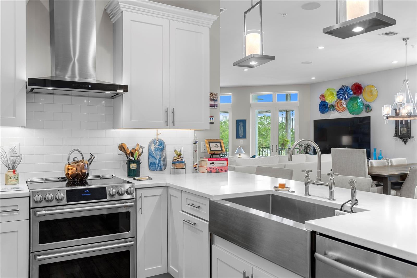 Image 15 of 65 For 91 Davis Boulevard 303