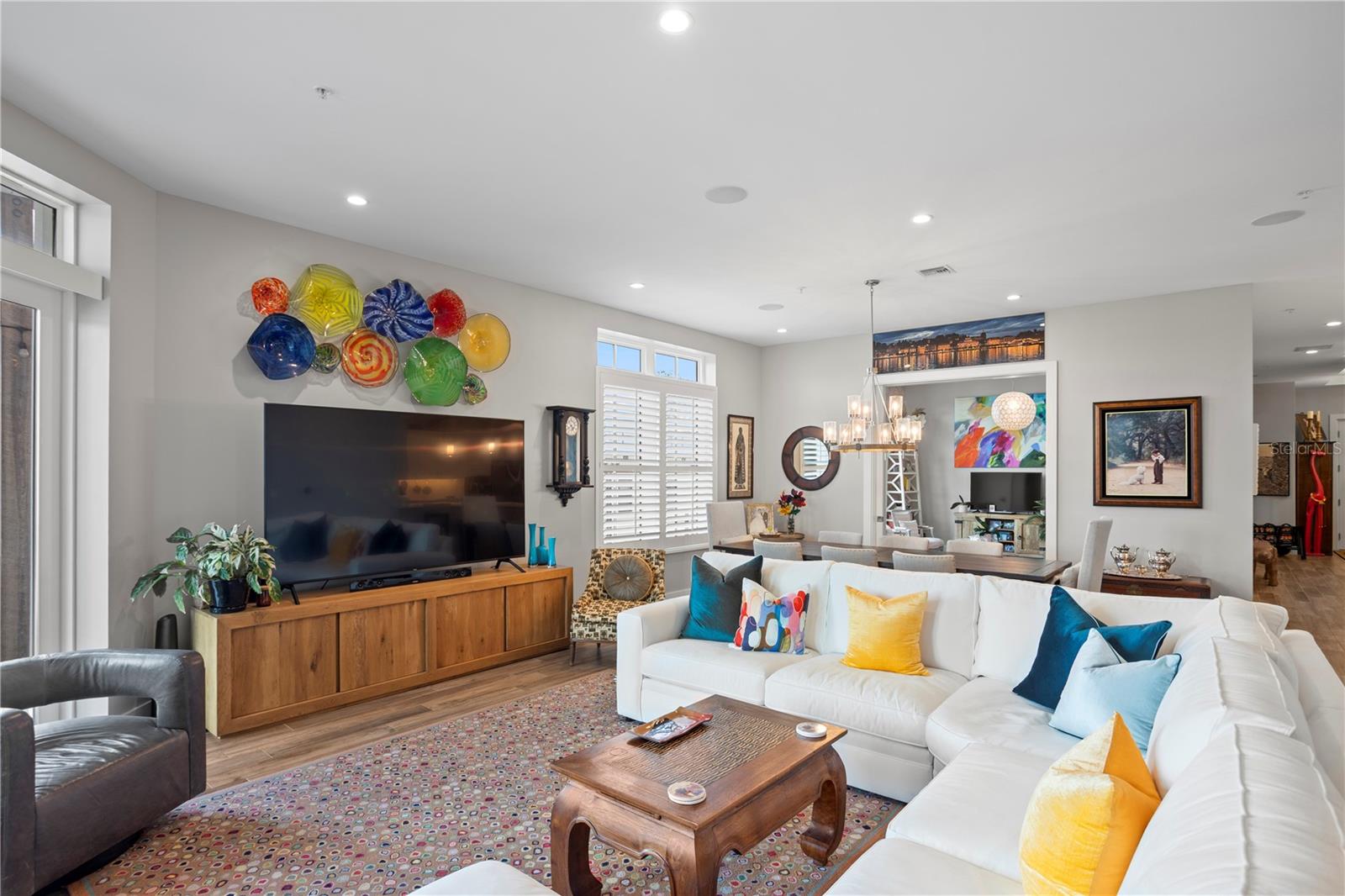 Image 26 of 65 For 91 Davis Boulevard 303